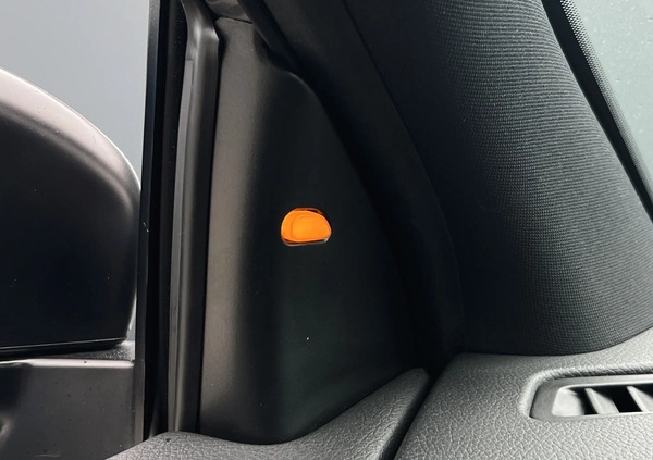 Nissan Qashqai cena 77900 przebieg: 91371, rok produkcji 2018 z Kisielice małe 781